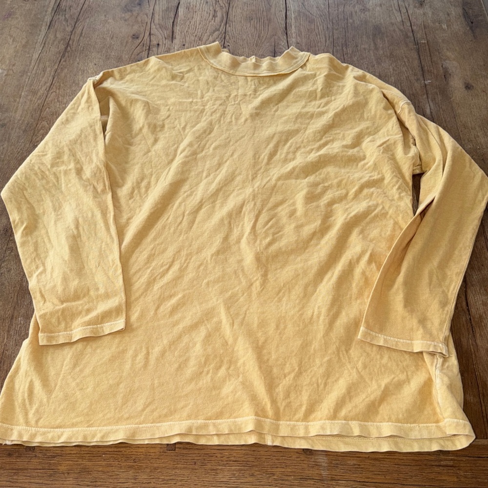 We the Free Light Yellow Long Sleeve Top Men's Size Small